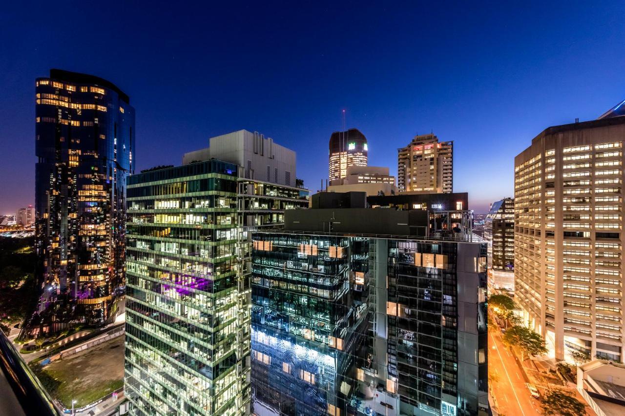 Oaks Brisbane River City Suites Buitenkant foto