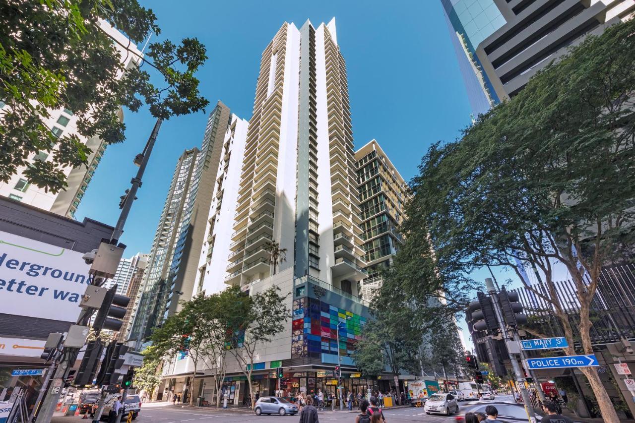 Oaks Brisbane River City Suites Buitenkant foto